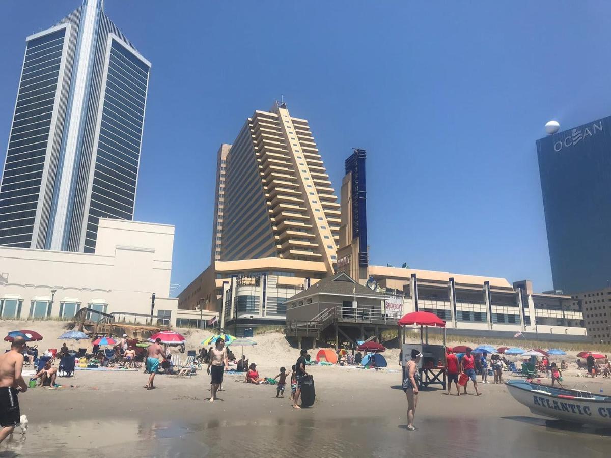 Astonishing Ocean Front Condo Cozysuites At Showboat アトランティックシティー エクステリア 写真