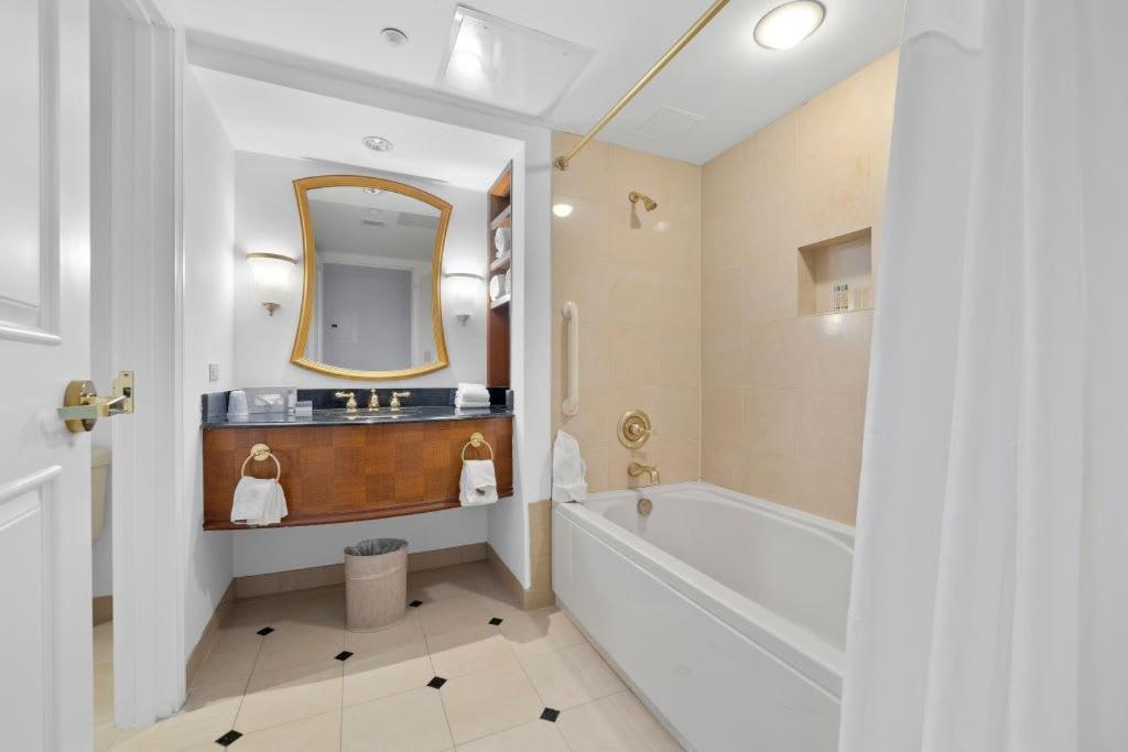 Astonishing Ocean Front Condo Cozysuites At Showboat アトランティックシティー エクステリア 写真