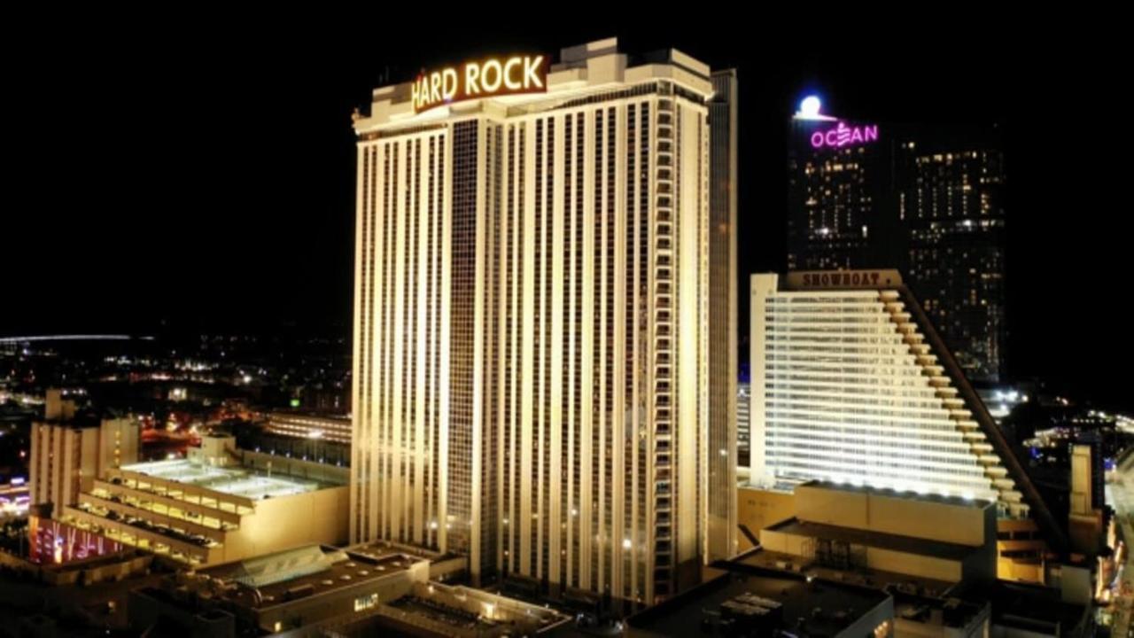 Astonishing Ocean Front Condo Cozysuites At Showboat アトランティックシティー エクステリア 写真